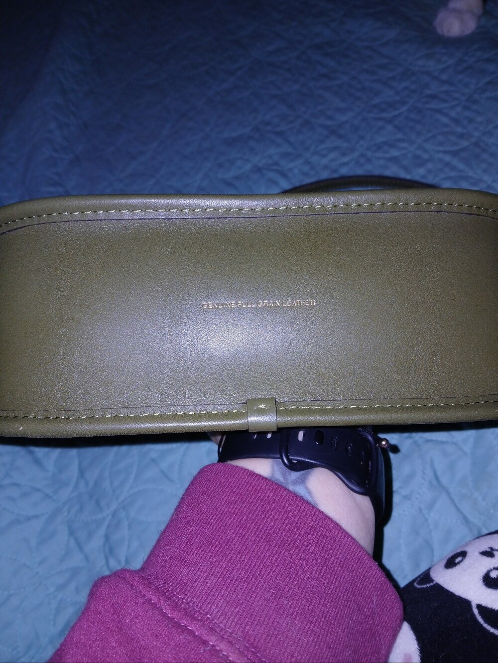 Coach Olive Waverly Shoulder Bag with Gold Chain - Picture 4 of 6